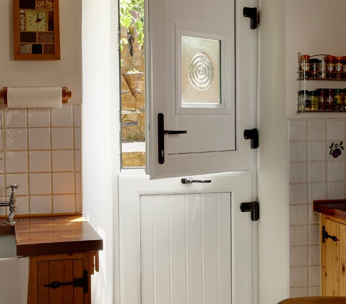 stable doors drakes broughton