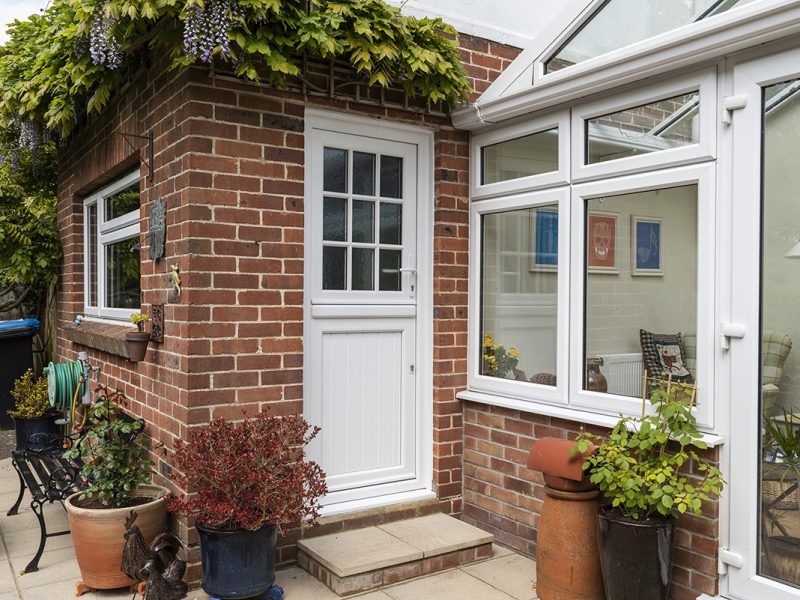 stable doors drakes broughton, worcestershire