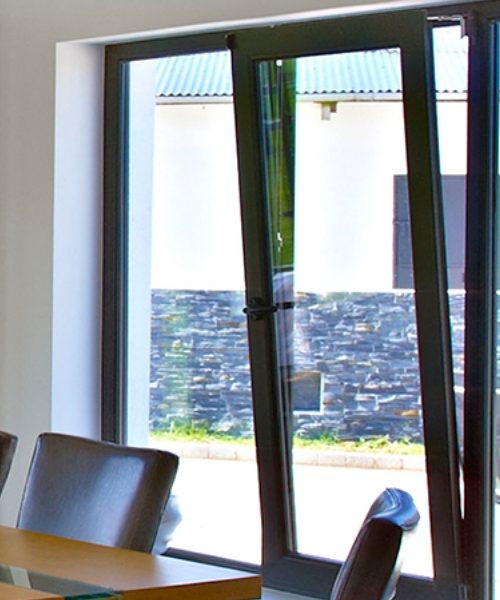 tilt and turn windows drakes broughton