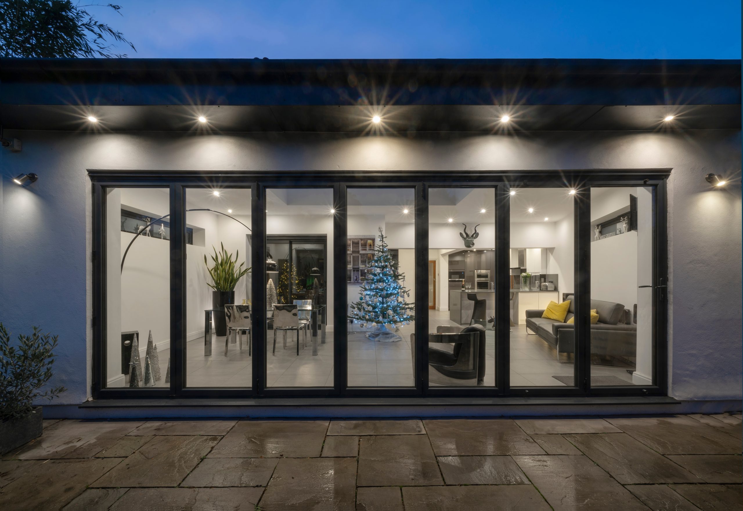 external image of bifold patio doors Redditch with outside spotlights